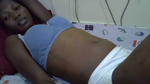 slim_kiteey online show from 06-25-26, 09:08