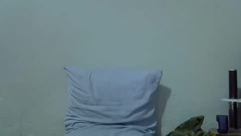Snapshot of slim_long01 chatting on 03-27-26, 08:59 slim long01 online show from 03-27-26, 08:59