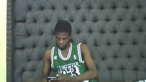 Snapshot of slim_long01 chatting on 03-27-26, 09:47 slim long01 online show from 03-27-26, 09:47