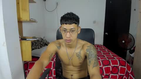 slim_master12 online show from 01-21-25, 05:41