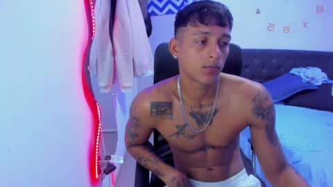 slim_master12 online show from 01-31-25, 05:30