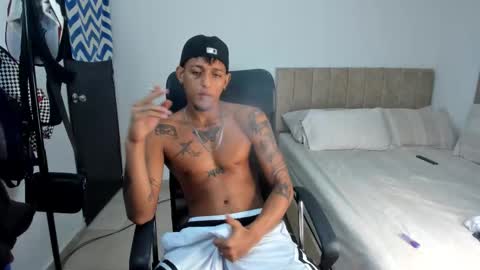 slim_master12 online show from 12-04-25, 09:56