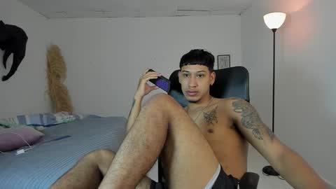 slim_master12 online show from 03-15-26, 03:07