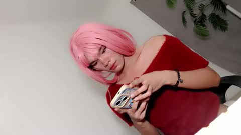 Snapshot of slim_nathalia chatting on 04-26-26, 04:43 slim_nathalia online show from 04-26-26, 04:43