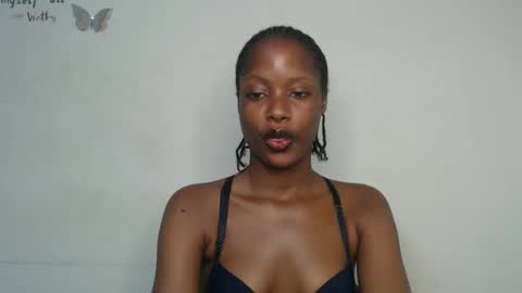 perry online show from 02-18-26, 12:12