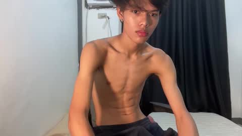 slim_sensation online show from 11-05-25, 05:02