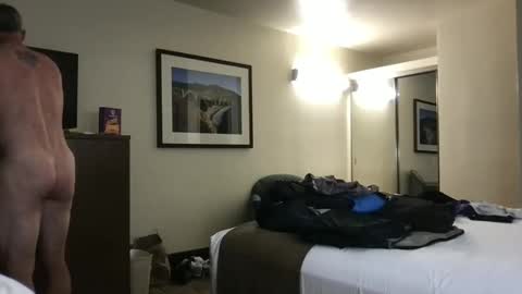 Slim SoCal online show from 04-16-26, 04:35