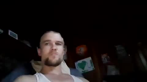 Snapshot of slimsleezy099 chatting on 09-23-25, 09:56 Slimsleezy online show from 09-23-25, 09:56