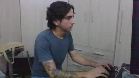 SlimTeaser089 online show from 11-02-25, 06:43