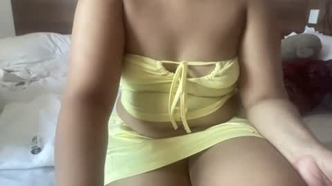 Snapshot of slimthickdesi chatting on 06-24-26, 09:52 slimthickdesi online show from 06-24-26, 09:52