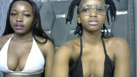 Snapshot of slimthicky_12 chatting on 06-11-26, 09:13 slim online show from 06-11-26, 09:13