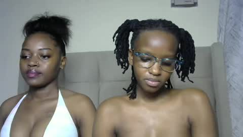 Snapshot of slimthicky_12 chatting on 06-23-26, 10:30 slim online show from 06-23-26, 10:30