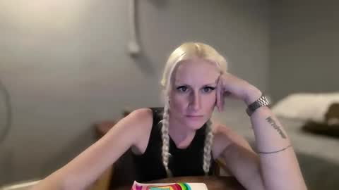 slip_inslide online show from 12-03-25, 11:36