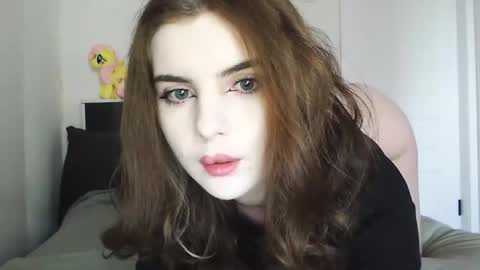 Snapshot of sloomonata chatting on 10-06-25, 04:10 sloomonata online show from 10-06-25, 04:10