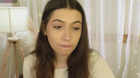 Snapshot of slow_flower chatting on 12-20-25, 12:23 Emilia online show from 12-20-25, 12:23