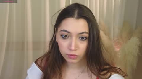 Snapshot of slow_flower chatting on 02-10-26, 12:20 Emilia online show from 02-10-26, 12:20