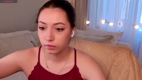 Emilia online show from 04-17-26, 12:08