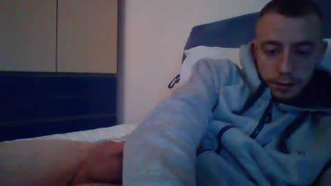 Snapshot of slowlo98 chatting on 01-22-25, 01:21 Steven online show from 01-22-25, 01:21