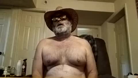 Snapshot of slutbreeze101 chatting on 05-21-26, 04:03 slutbreeze101 online show from 05-21-26, 04:03
