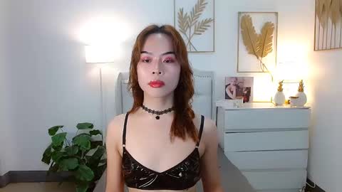 Snapshot of slutty_aurora chatting on 02-19-25, 02:12 slutty_aurora online show from 02-19-25, 02:12