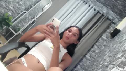 CHIE CHIE online show from 02-18-25, 01:32