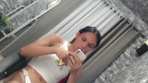 CHIE CHIE online show from 02-19-25, 11:04