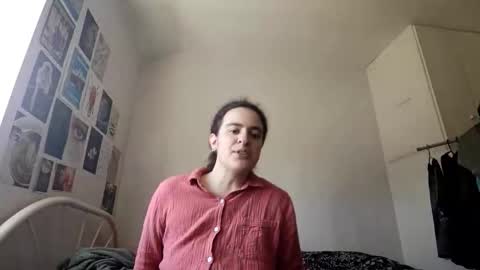 Snapshot of sluttysuzie17 chatting on 04-24-26, 12:18 SluttySuzie17 online show from 04-24-26, 12:18