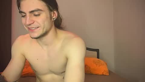 Gus online show from 03-06-25, 04:49