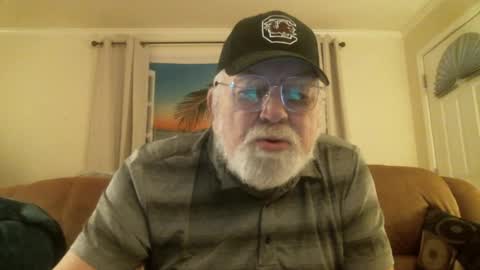 Snapshot of slydevi1 chatting on 10-27-25, 09:52 Slydevil online show from 10-27-25, 09:52