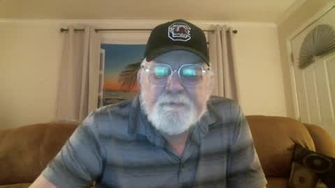 Snapshot of slydevi1 chatting on 10-28-25, 11:51 Slydevil online show from 10-28-25, 11:51