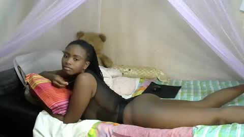 Snapshot of slyrider chatting on 01-31-25, 08:12 SlyRider online show from 01-31-25, 08:12