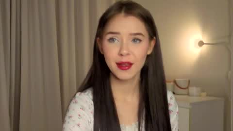 Lily online show from 11-09-25, 01:09