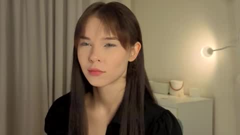 Lily online show from 11-13-25, 01:54