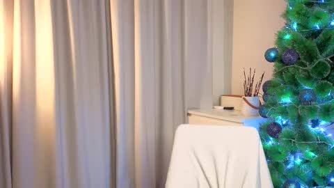 Lily online show from 01-05-26, 05:27