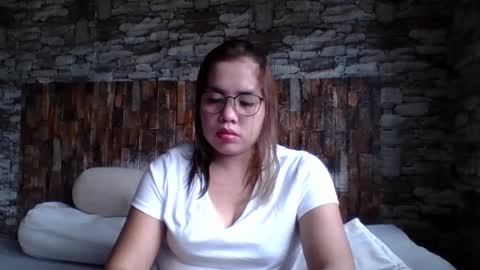 Snapshot of small_boobs59 chatting on 12-30-24, 07:59 Lovewella online show from 12-30-24, 07:59