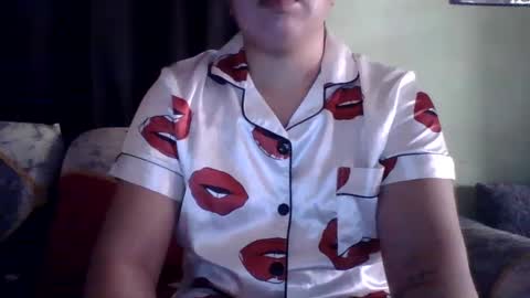 Snapshot of small_boobs59 chatting on 03-04-25, 10:38 Lovewella online show from 03-04-25, 10:38