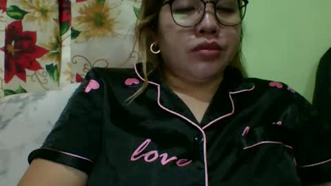 Snapshot of small_boobs59 chatting on 11-06-25, 08:43 Lovewella online show from 11-06-25, 08:43