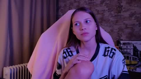 Emma online show from 03-05-26, 11:23