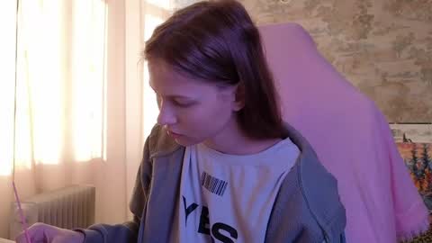 Emma online show from 04-06-26, 02:51
