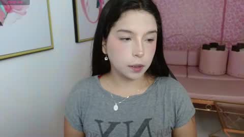 Snapshot of small_naugthy chatting on 07-21-26, 01:02 small_naugthy online show from 07-21-26, 01:02