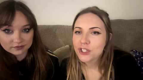 smallclitbitch333 online show from 03-13-26, 06:53