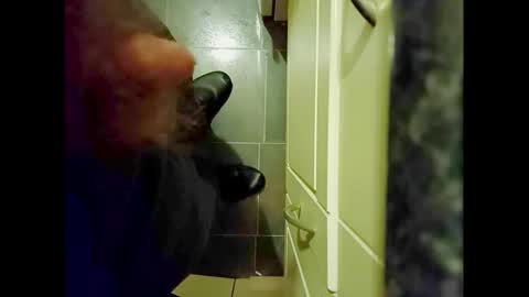 Small Hairy Uncut online show from 10-29-25, 05:04