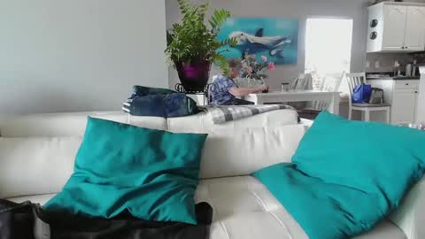 Daddy online show from 02-07-25, 04:35