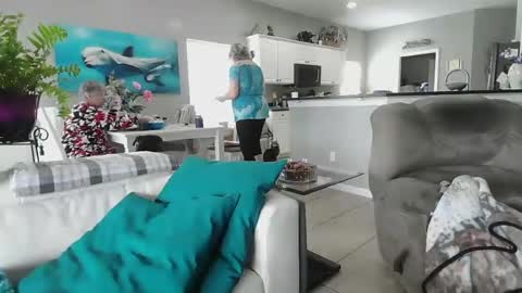 Daddy online show from 02-16-25, 06:32