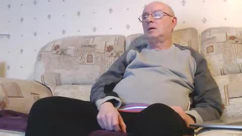 Steve online show from 12-30-24, 04:08