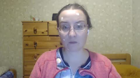 Snapshot of smart_rose chatting on 01-06-25, 08:39 smart_rose online show from 01-06-25, 08:39