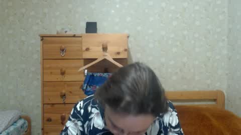 smart_rose online show from 11-09-25, 02:15