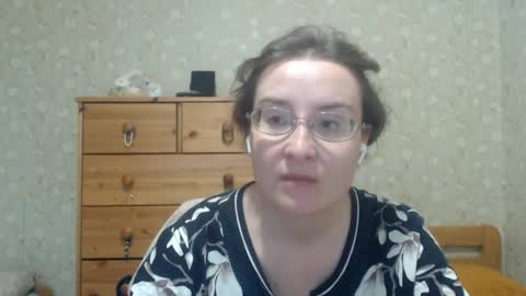 smart_rose online show from 04-16-26, 04:08