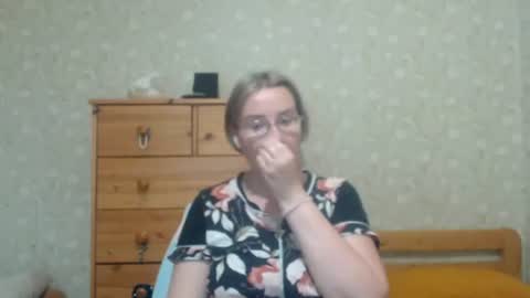 smart_rose online show from 07-17-26, 05:07
