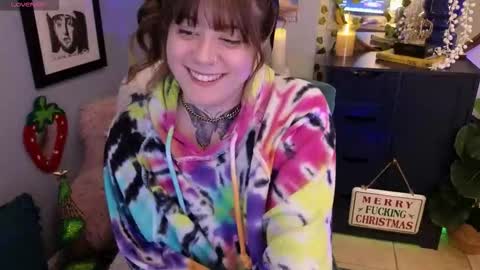 Snapshot of smashberry chatting on 12-20-25, 03:13 bb online show from 12-20-25, 03:13